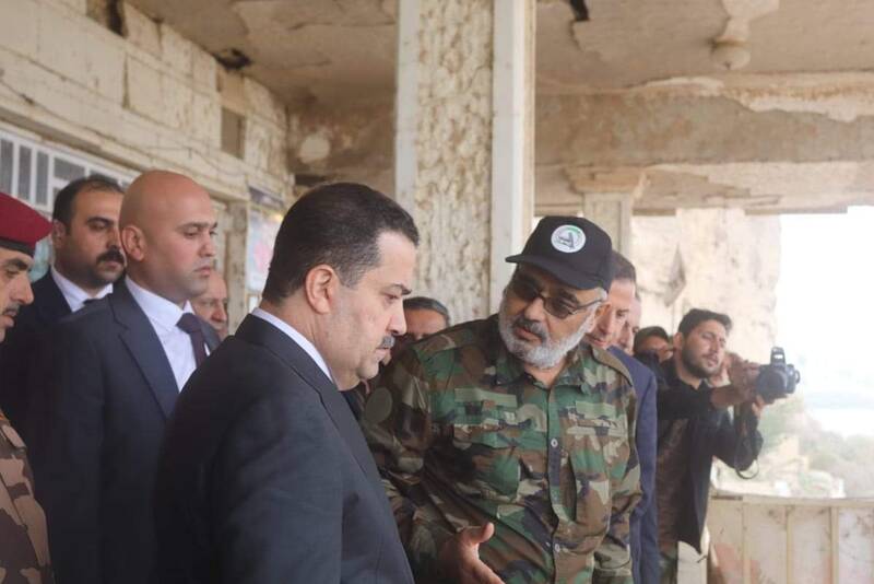 حضور نخستوزیر عراق در محل جنایت «اسپایکر» +عکس