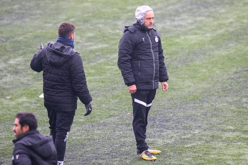 استقبال استقلالیها از دروازهبان تیم ملی +عکس