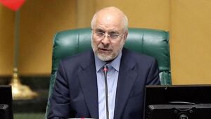 بازار ارز را سر و سامان میدهیم / ذخایر ارزی کشور بایدمدیریت شوند / هیچ مشکلی در خصوص میزان ارز در کشور نداریم