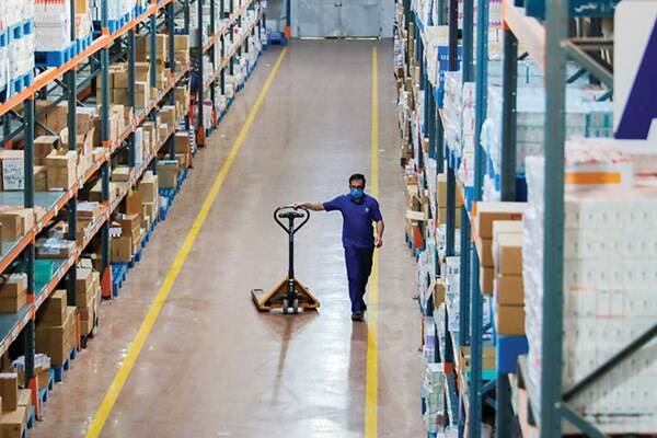 کمبود و گرانی دارو گریبانگیر وزیر بهداشت شد