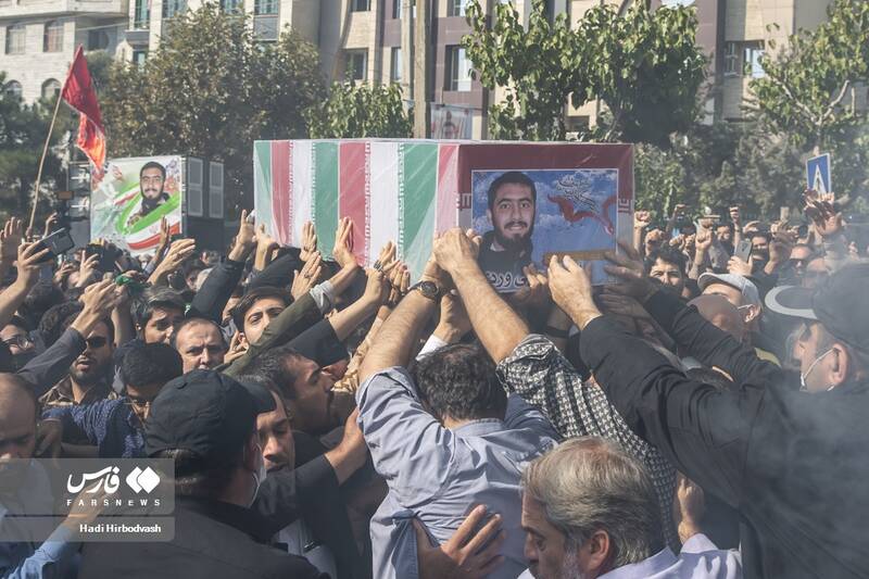 تقدیم ۸ شهید مدافع امنیت در اغتشاشات تهران+ تصاویر