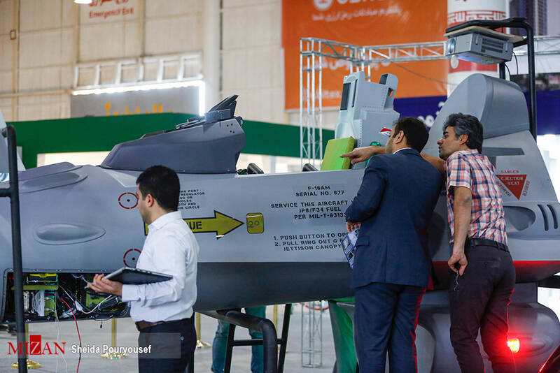 عکس/ یازدهمین نمایشگاه بینالمللی هوایی کیش