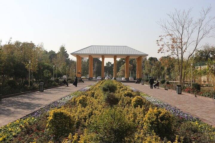 انار طهران، سرآمد انارهای ایران | معروفترین باغهای انار پایتخت در کدام محلهها بود | پزشکان انار این باغ تهران را برای درمان نوزادان تجویز میکردند