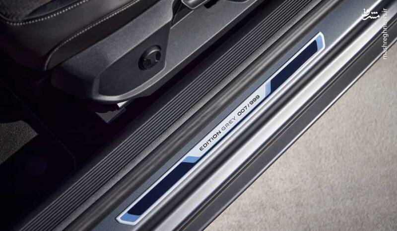 عکس/ شاسی بلند با سقف بازشو