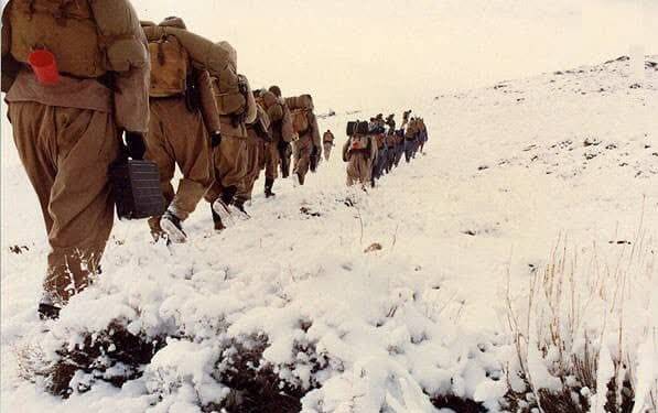 روایت مردی با استخوانهای مصنوعی در پیشانی/ این آقای مهندس هنوز هم پای انقلاب ایستاده است!