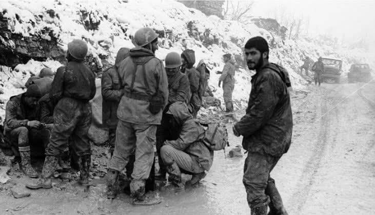 روایت مردی با استخوانهای مصنوعی در پیشانی/ این آقای مهندس هنوز هم پای انقلاب ایستاده است!