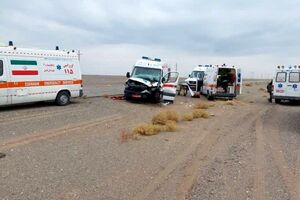 راننده آمبولانس در تصادف جان باخت