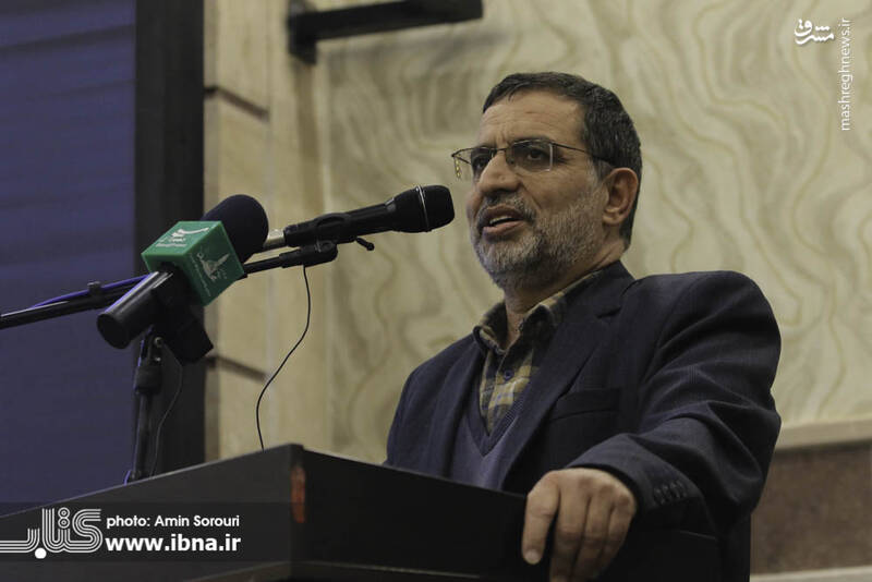 گلعلی بابایی هم محقق خوبی است و هم نویسندهای خوشقلم