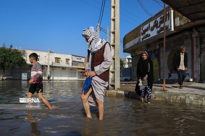 تصاویری وحشتناک از آبگرفتگی خیابانهای اهواز