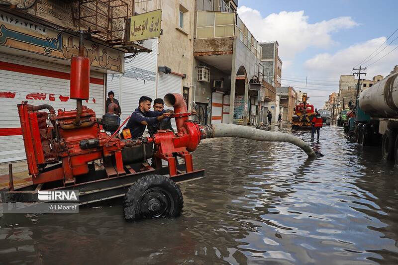 تصاویری وحشتناک از آبگرفتگی خیابانهای اهواز