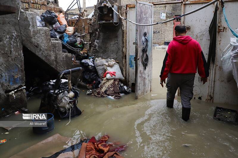 تصاویری وحشتناک از آبگرفتگی خیابانهای اهواز