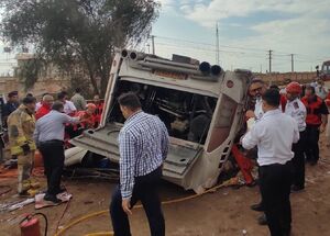 واژگونی مرگبار اتوبوس با 11 مسافر