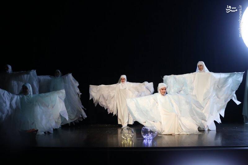 لطفا ایستاده تشویق کنید!