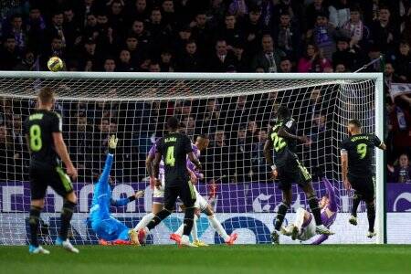 برد شیرین رئال مادرید با درخشش بنزما/ بازگشت مقتدرانه کریم با دو گل