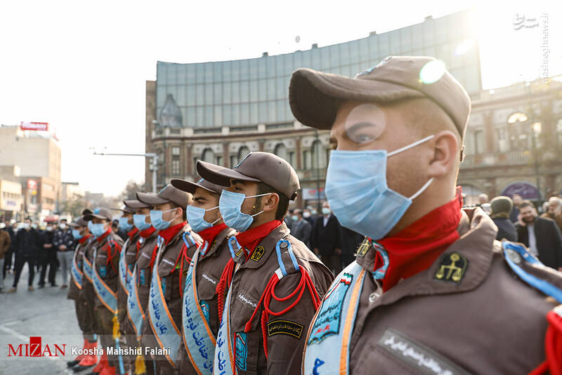 عکس/ مراسم تشییع پیکر شهید گمنام درسازمان ثبت اسناد و املاک