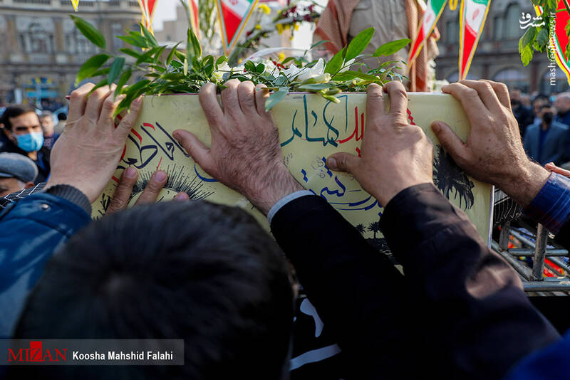 عکس/ مراسم تشییع پیکر شهید گمنام درسازمان ثبت اسناد و املاک