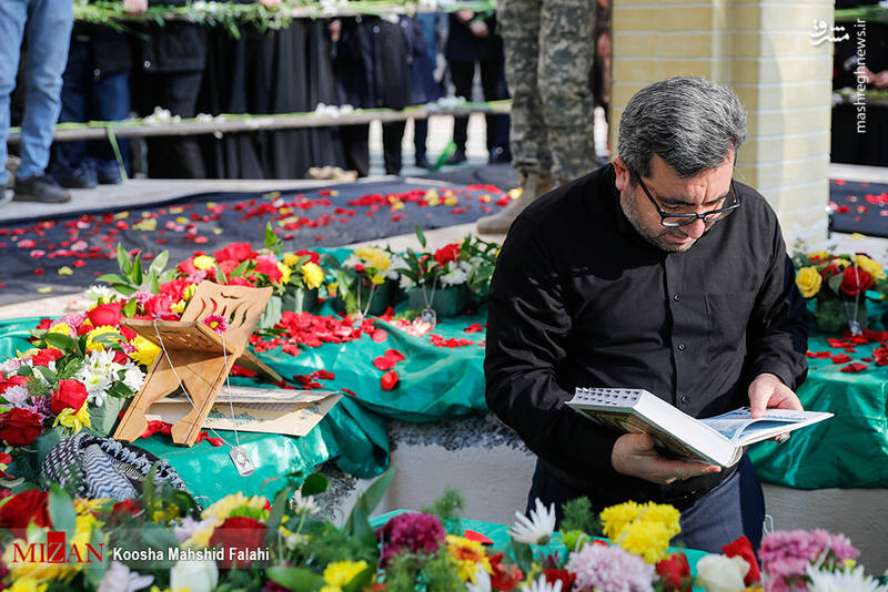 عکس/ مراسم تشییع پیکر شهید گمنام درسازمان ثبت اسناد و املاک