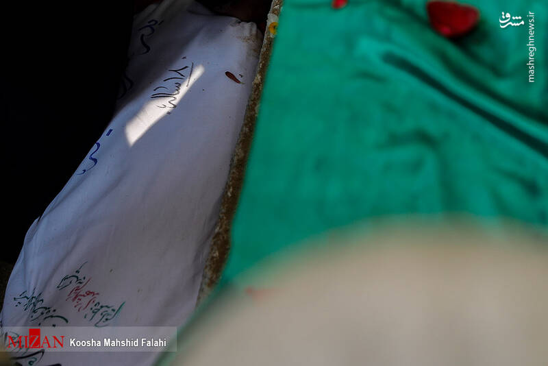 عکس/ مراسم تشییع پیکر شهید گمنام درسازمان ثبت اسناد و املاک