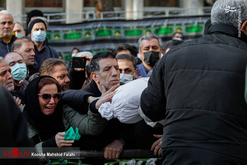 عکس/ مراسم تشییع پیکر شهید گمنام درسازمان ثبت اسناد و املاک