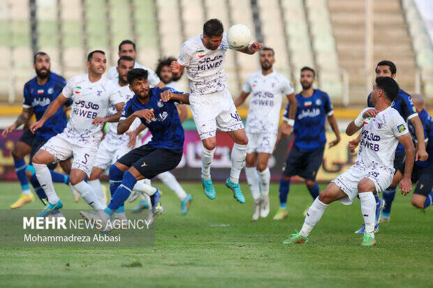 توصیه به استقلال برای نیم فصل/ جذب دو بازیکن و انتقاد از«ساپینتو»