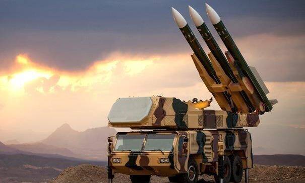 فوربز: ایران در «ذوالفقار-۱۴۰۱» پدافند چند لایه به نمایش گذاشت