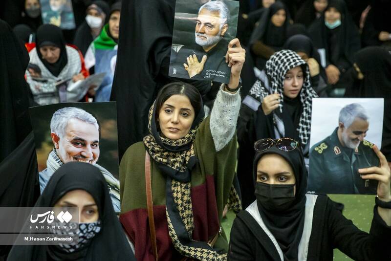 پیرزنی که برای حاجقاسم مادری کرد!