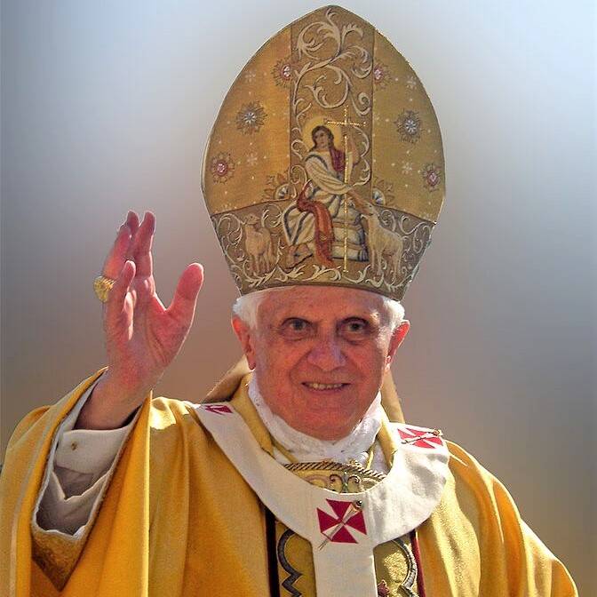 از عضویت در جوانان هیتلری تا توهین به پیامبر اسلام(ص) /مرگ پاپ همراه با کارنامهای سیاه از رسوایی «تجاوز جنسی» کشیشان به کودکان +عکس