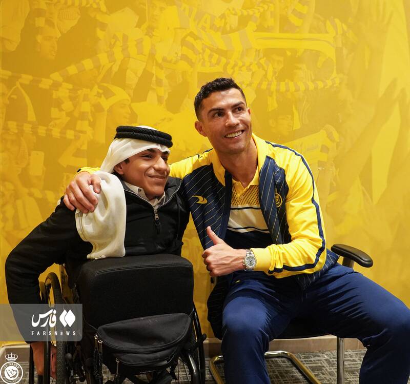 رونالدو میزبان قاری قرآن جام جهانی +عکس