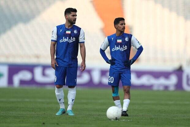 مربیان ایرانی بهتر از خارجیها داریم/ عملکرد استقلال عجیب است