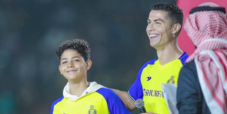 قربانی رونالدو در عربستان به منچستر می رود؟