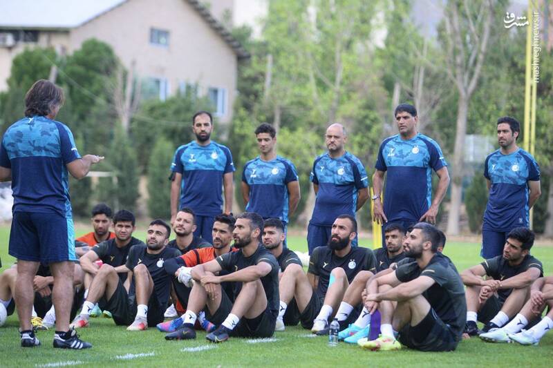 ساپینتو بعد از بازی با تراکتور اخراج می شود؟!/ حمایت هیئت مدیره استقلال تا چه حد واقعی است؟