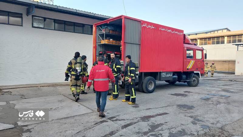 آتشسوزی در یک واحد صنعتی قزوین ۴ کشته برجای گذاشت +عکس