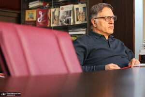 حرفهای احمدرضا رادان درباره "گارد آهنین نظام"/ در ستایش مردم 22 بهمن: مردمی که اجباری نیامدند