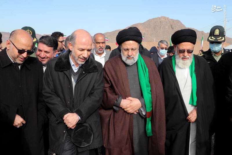 عکس/ حضور رئیسی در افتتاح طرح آبرسانی در استان یزد
