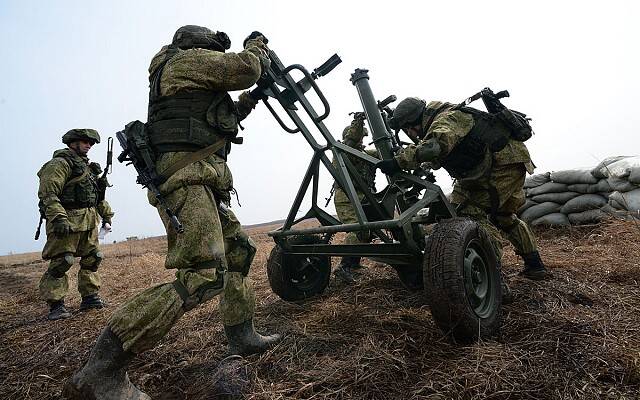نقش خمپاره ۱۲۰ در پشتیبانی از نیروی زمینی در جبههی اوگلِدار+عکس و فیلم