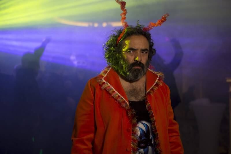 خوشرقصیهای مانی حقیقی؛ کارگردان همیشه وسط گود +عکس