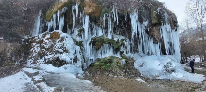 عکس/ آبشار کندلوس یخ زد