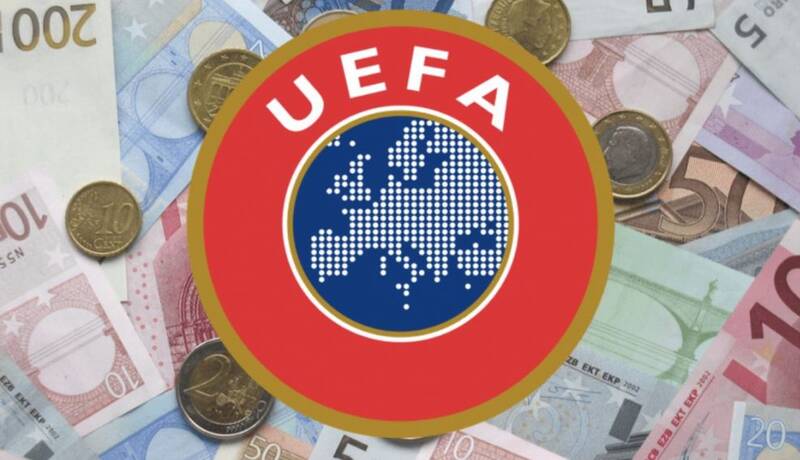 انتقال رونالدو به النصر، شوخی بزرگ فوتبال آسیا/ روسای فیفا و AFC مجذوب دلارهای بادآورده؟