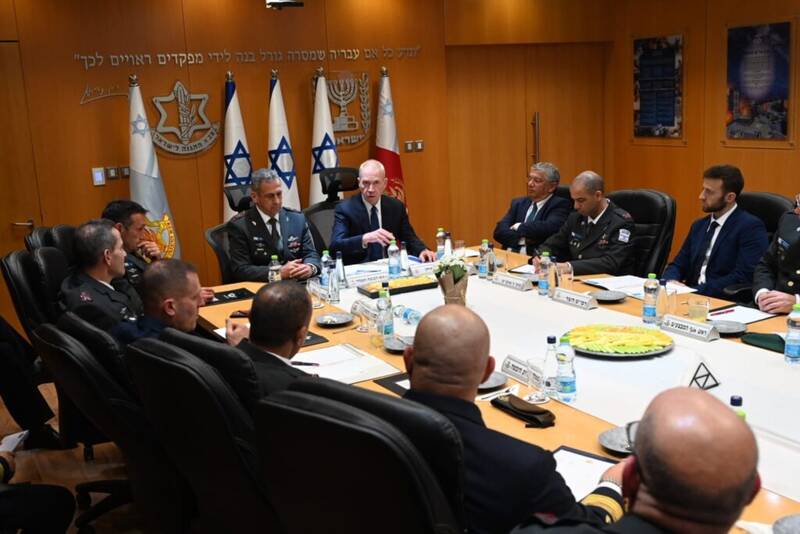 تحقق رویای حمله به ایران یا درگیریهای بیشتر در فلسطین اشغالی/ «یوآو گالانت» وزیر جنگ جدید رژیم صهیونیستی کیست؟