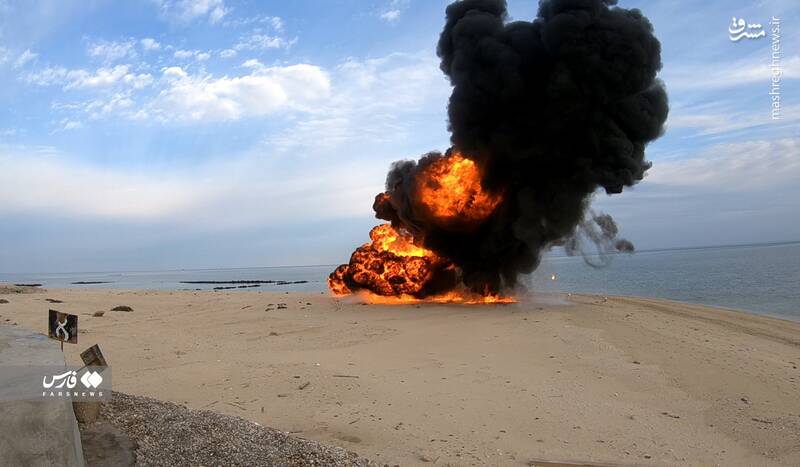 تصاویر دیده نشده از رزمایش نیروی دریایی سپاه در خلیج فارس