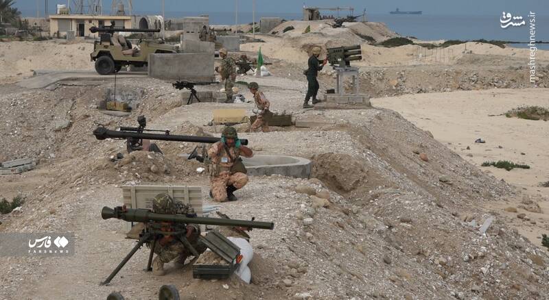 تصاویر دیده نشده از رزمایش نیروی دریایی سپاه در خلیج فارس