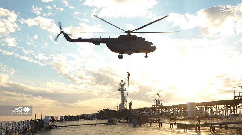 تصاویر دیده نشده از رزمایش نیروی دریایی سپاه در خلیج فارس