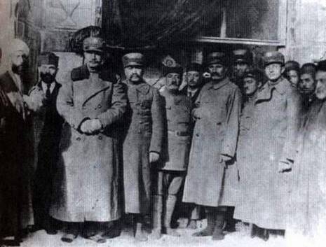 رضاخانی که دسته عزاداری راه میانداخت، سینهزنی را ممنوع کرد!+عکس و فیلم