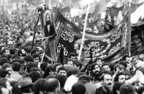 رضاخانی که دسته عزاداری راه میانداخت، سینهزنی را ممنوع کرد!+عکس و فیلم