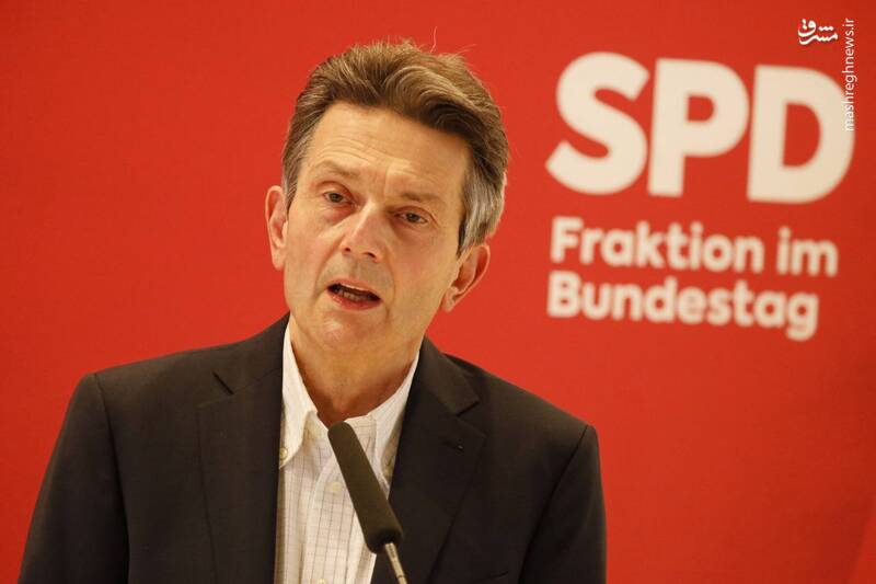 امروز از ما تانک میخواهند؛ فردا نیرو و هواپیما!