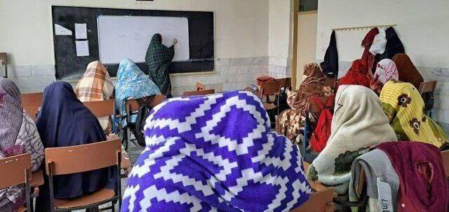 اخبار عجیب و غریب آموزش و پرورشی/ از شیطنت پتویی دانشآموزان تا حکم انفصال از خدمت آقای وزیر!