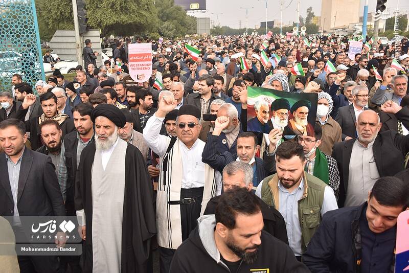 عکس/ راهپیمایی مردم اهواز در پی اهانت به قرآن