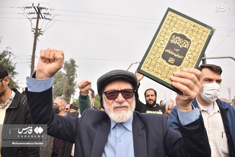 عکس/ راهپیمایی مردم اهواز در پی اهانت به قرآن