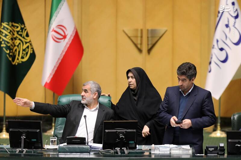 عکس/ صحن علنی ۱۱ بهمن مجلس شورای اسلامی