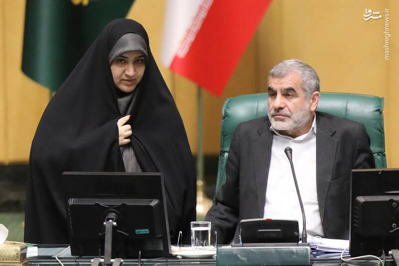 عکس/ صحن علنی ۱۱ بهمن مجلس شورای اسلامی